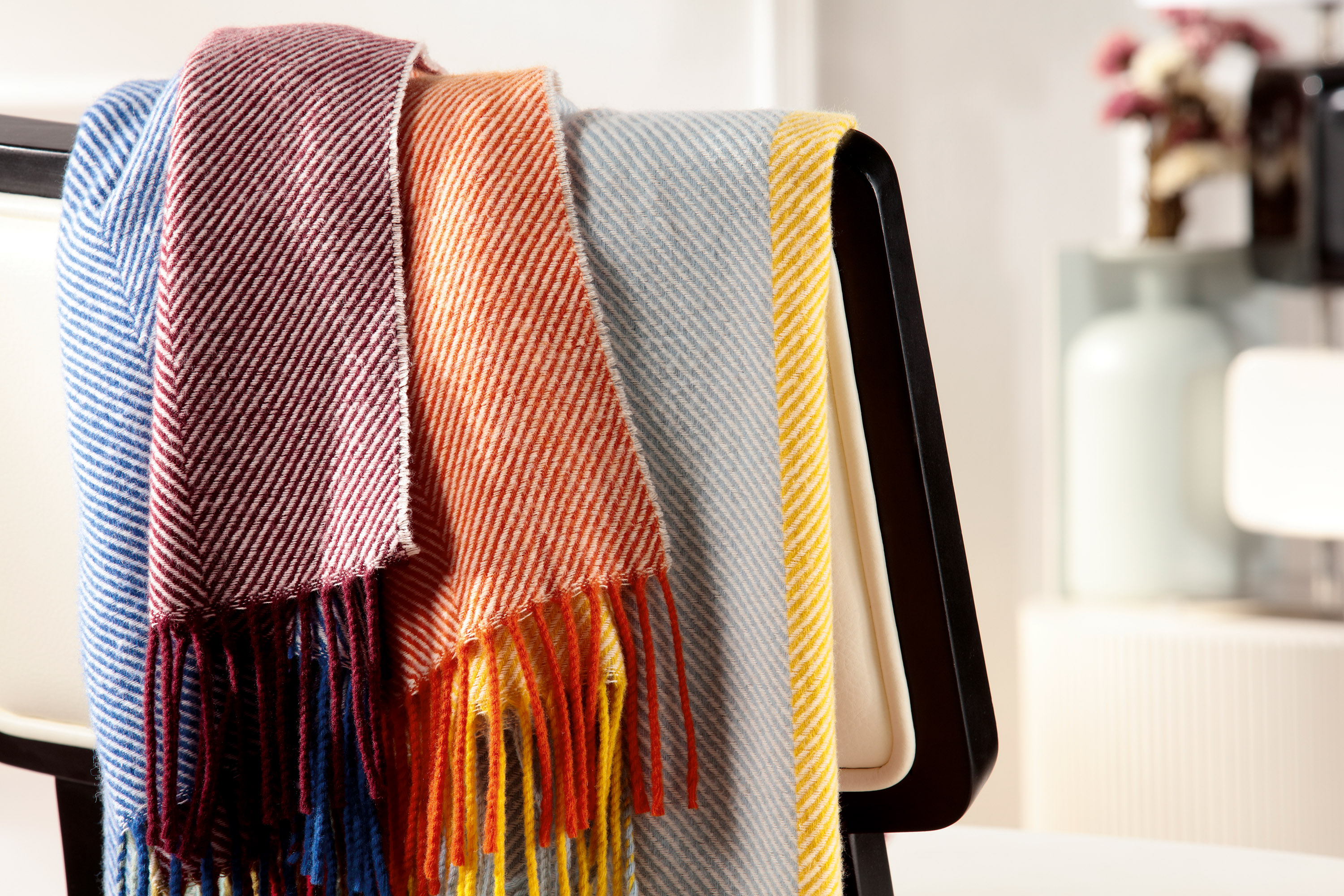 Fransenplaid Colour Lines Milieubild Close Up