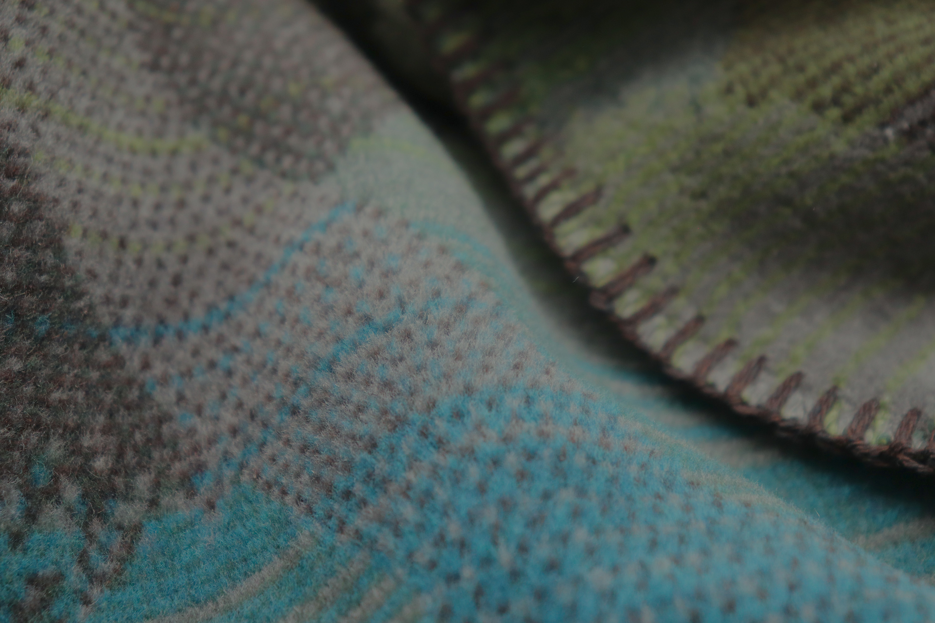 Kuscheldecke Mossy Glow Nahaufnahme Flor