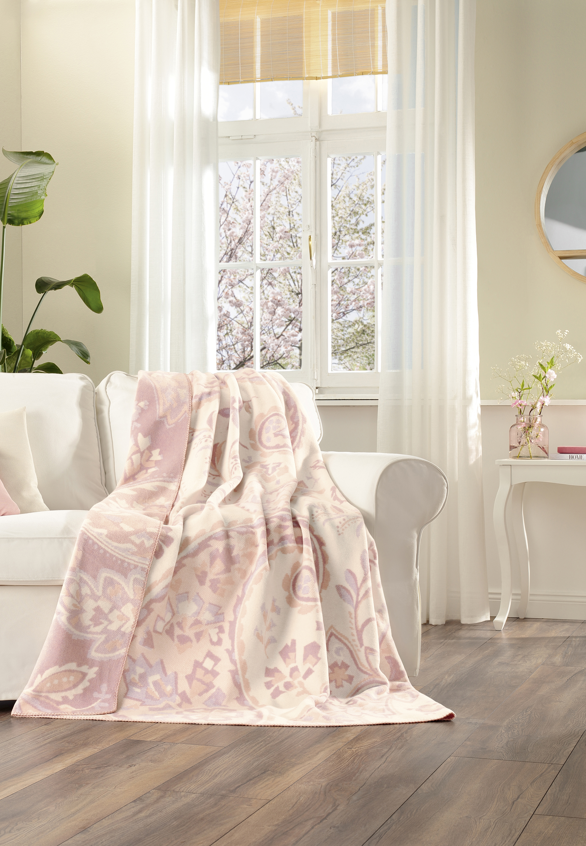 Kuscheldecke Charm Milieubild Innenraum