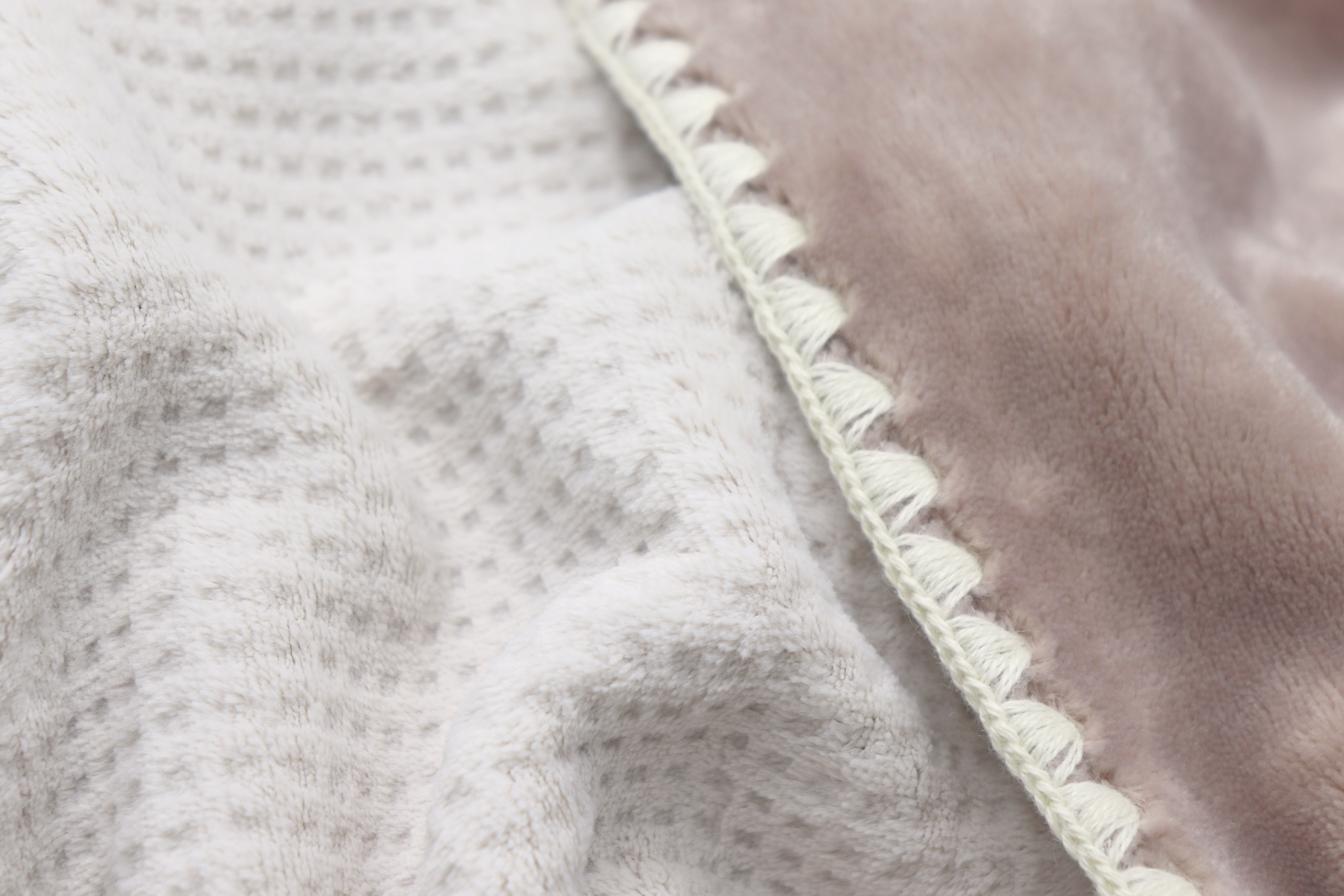 Kuscheldecke Soft & Cosy  woodrose Nahaufnahme Flor