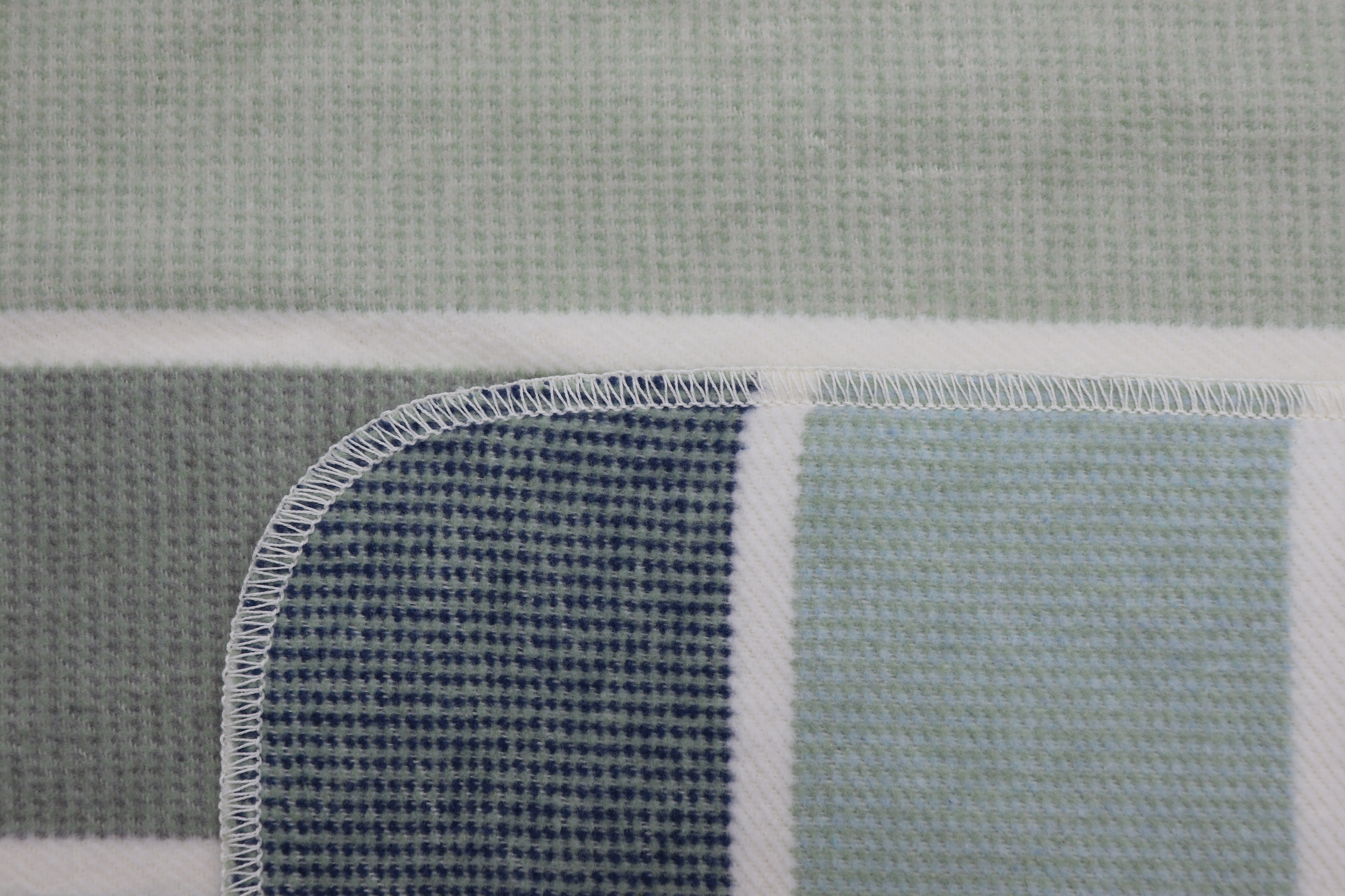 Baumwolldecke Cotton Lines Nahaufnahme Einfassung