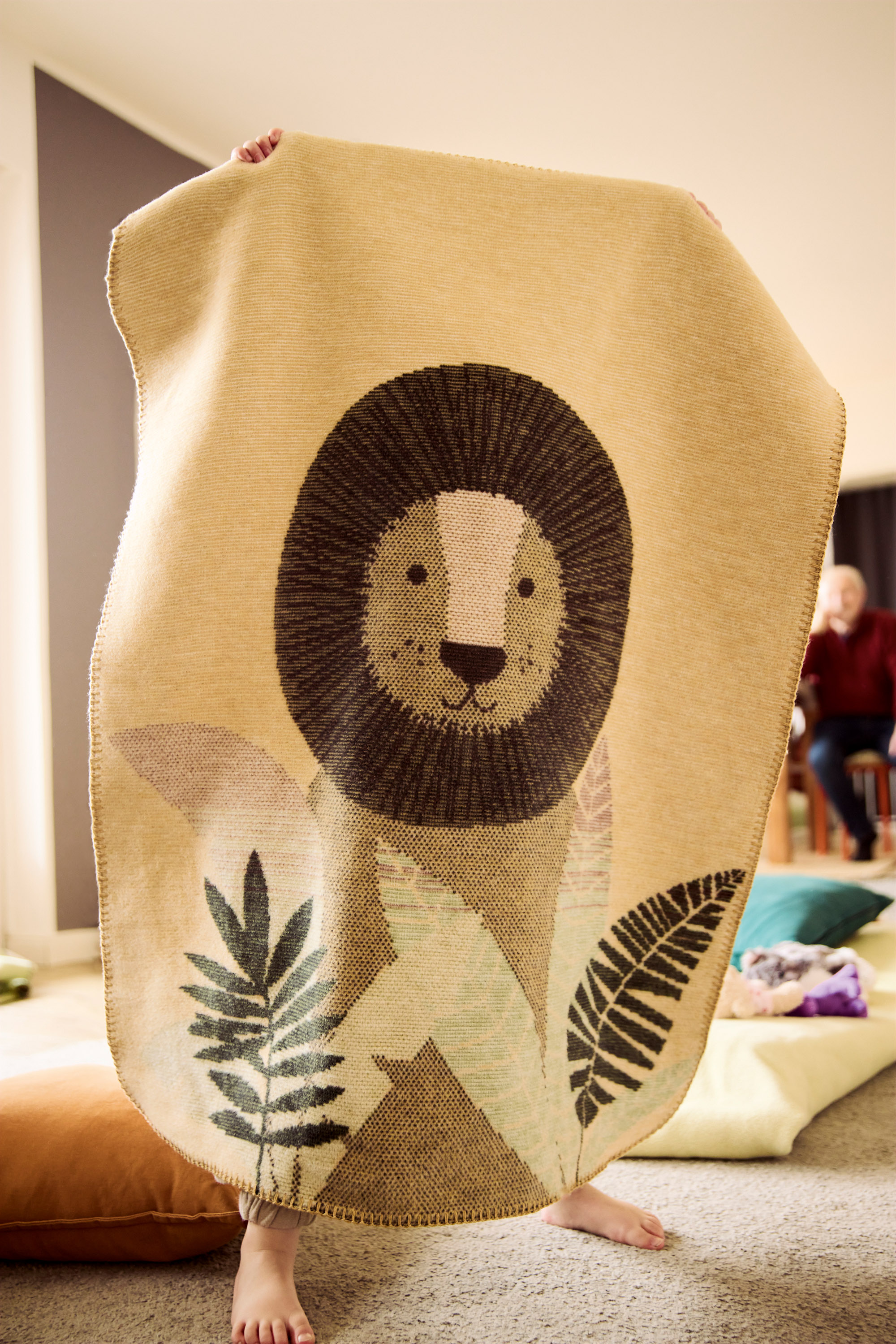 Babydecke Little King Milieuaufnahme mit Kleinkind