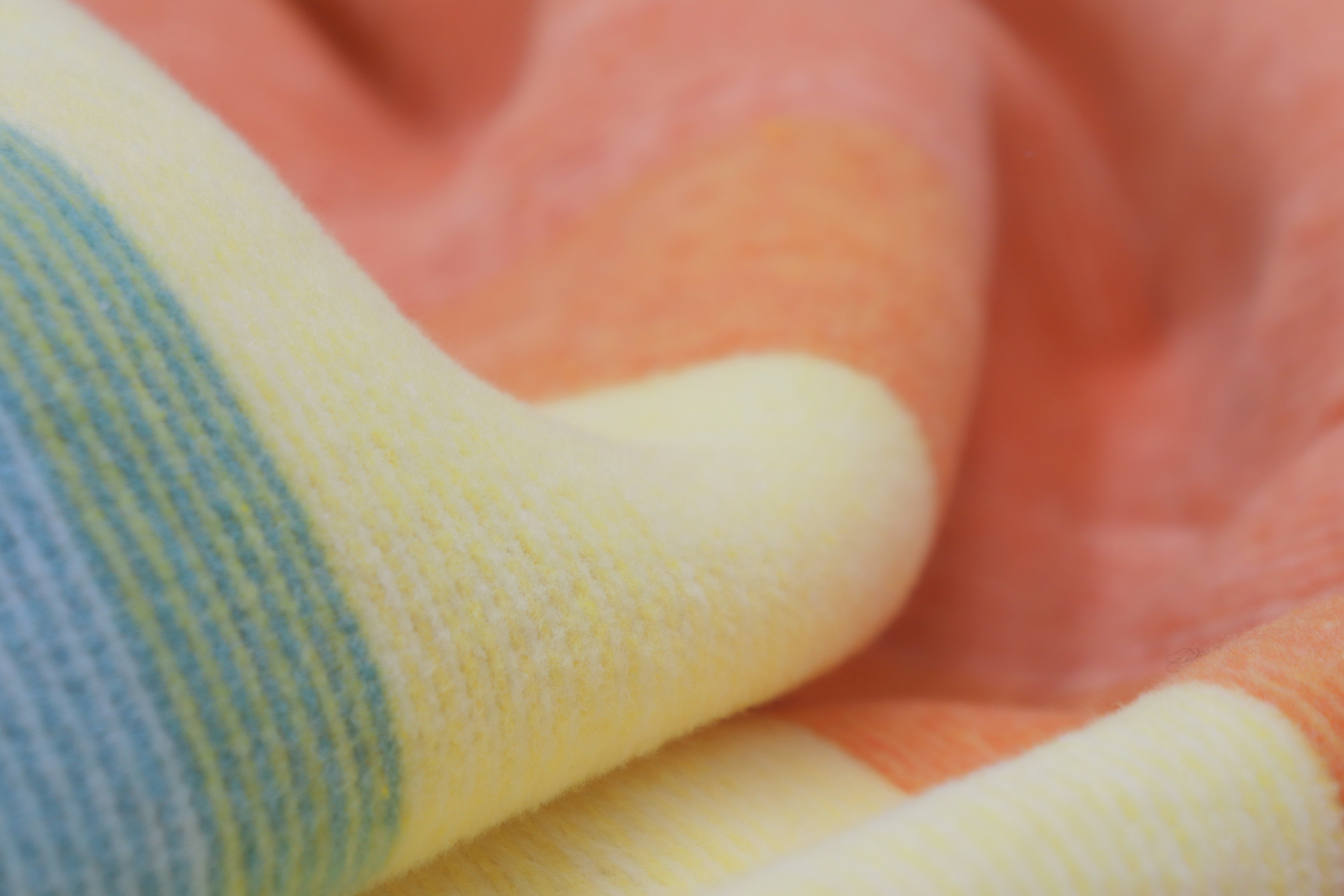 Wohndecke Floating Forms Nahaufnahme Flor