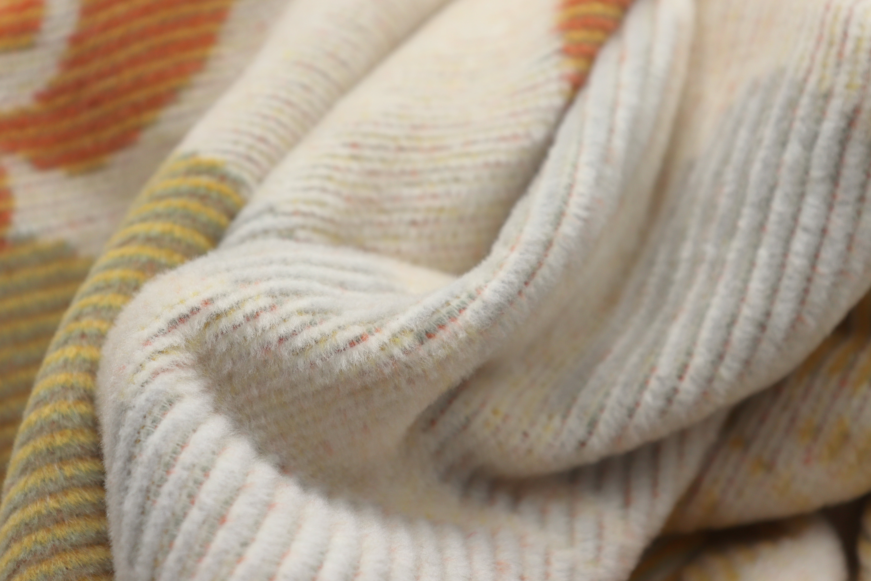 Wohndecke Bloom Frame Milieubild Nahaufnahme Flor