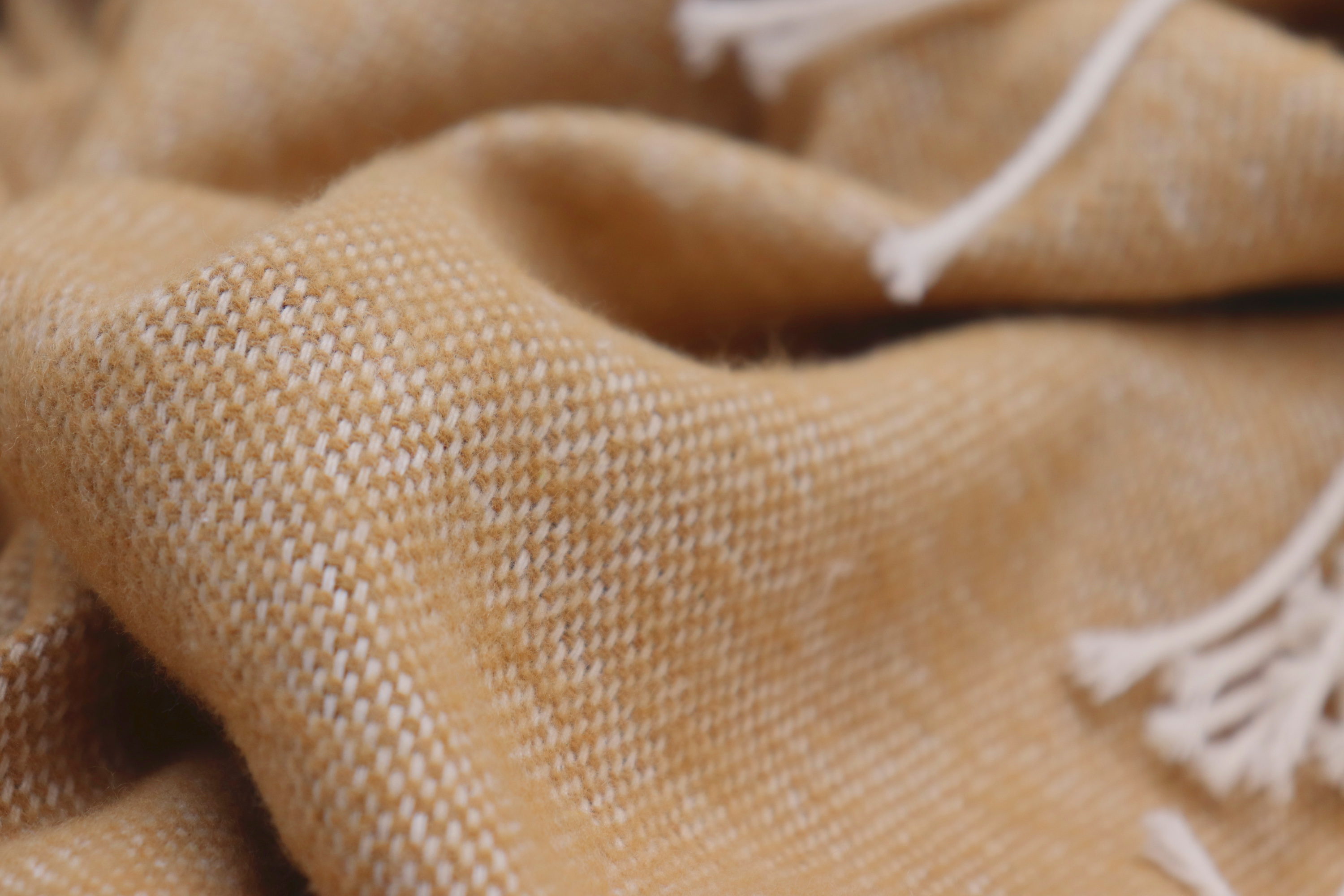 Fransenplaid Camel Nahaufnahme Flor