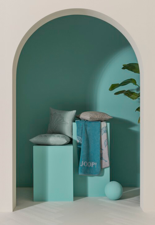 Wohndecke JOOP! FADED Cornflower aqua Milieubild