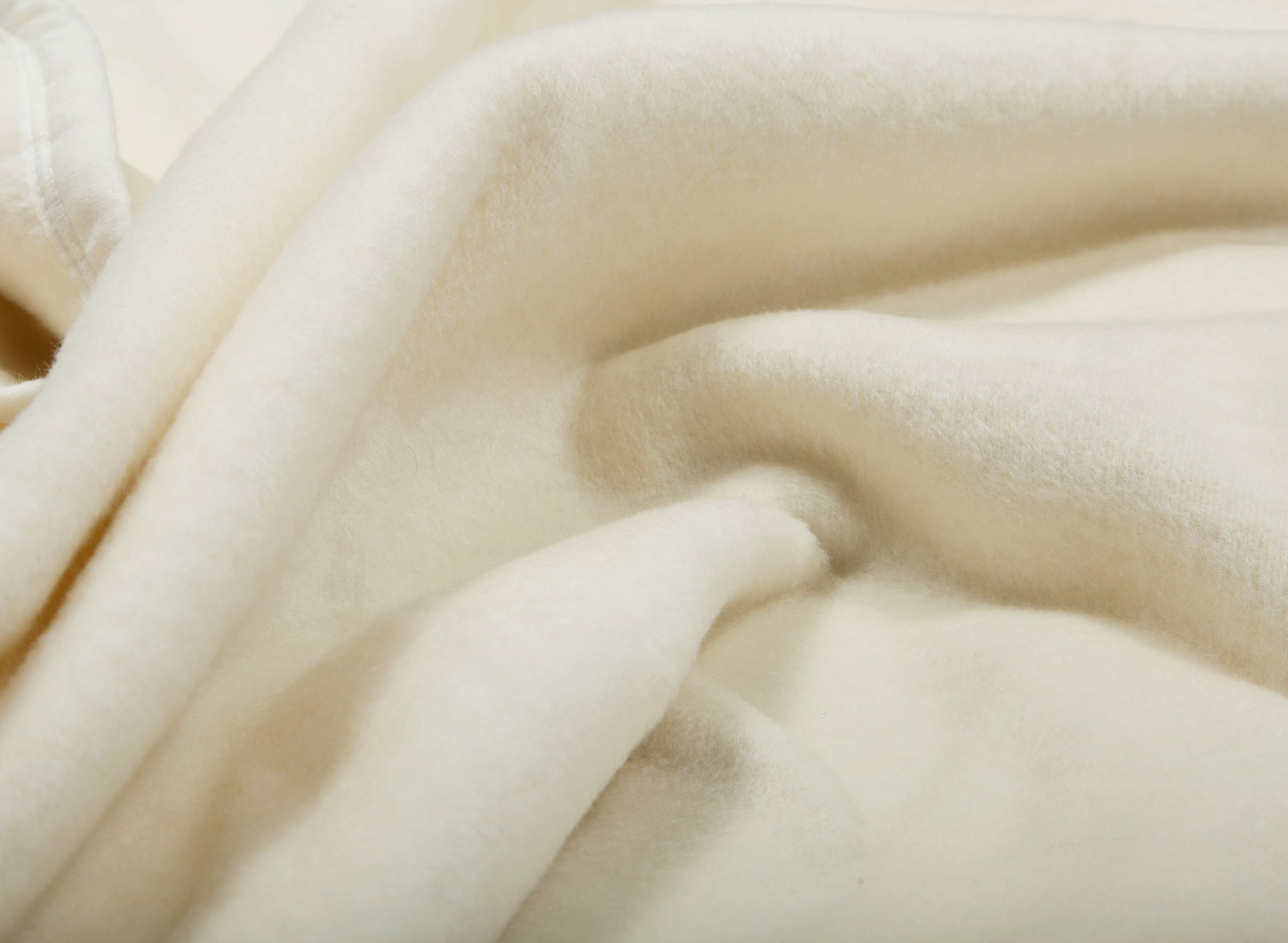 Wohn- und Kuscheldecke "Uno Soft" Flauschige Wohndecke "Uno Soft" in natur - Flor