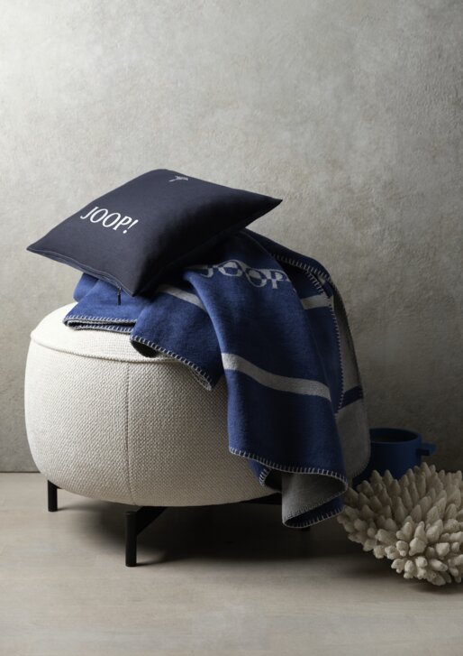 Wohndecke JOOP! Logo-Stripes navy Milieu