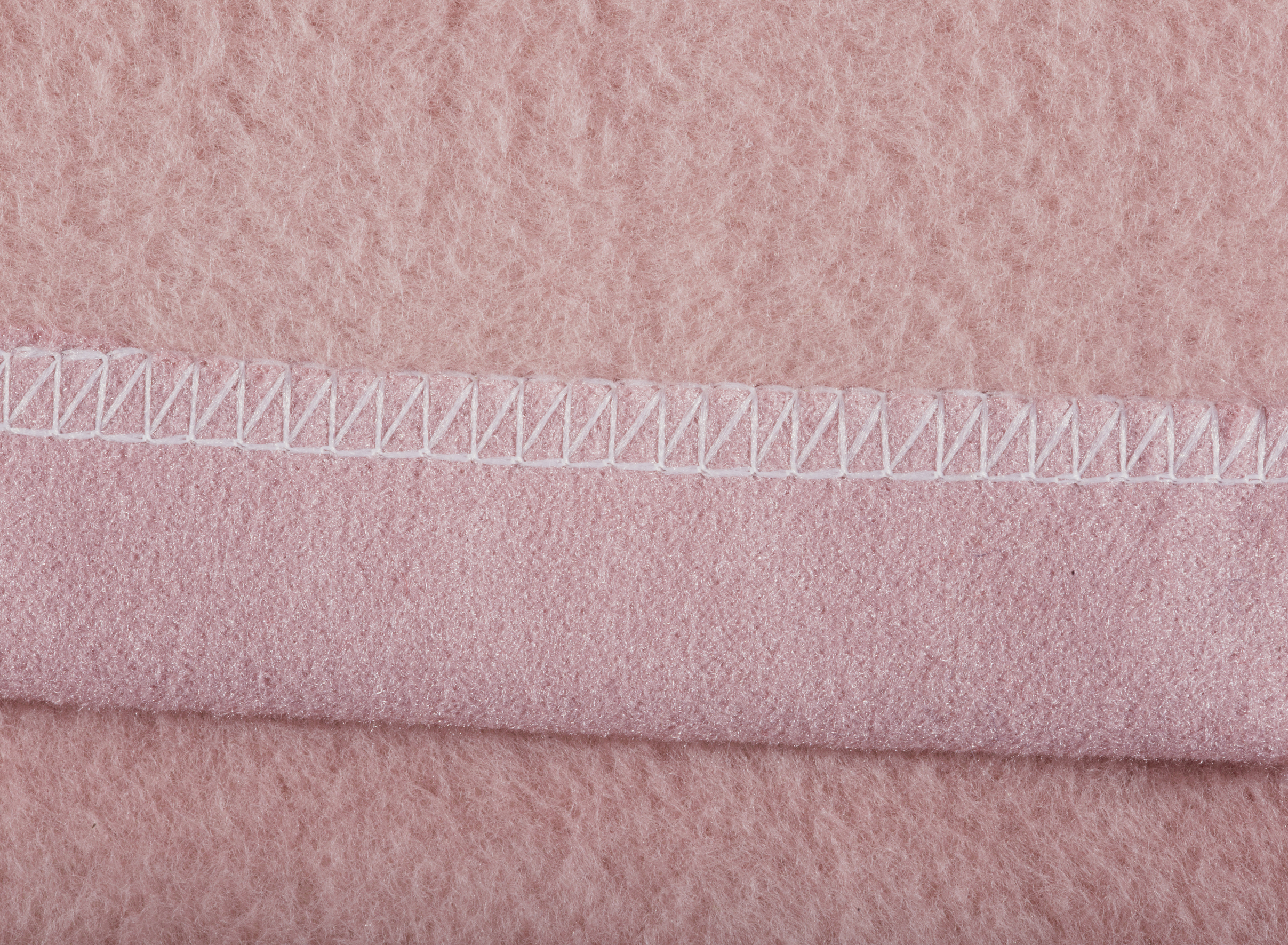 Hochwertige Wohndecke aus 100% Baumwolle in 150x200 cm in Rosenholz - Samtband