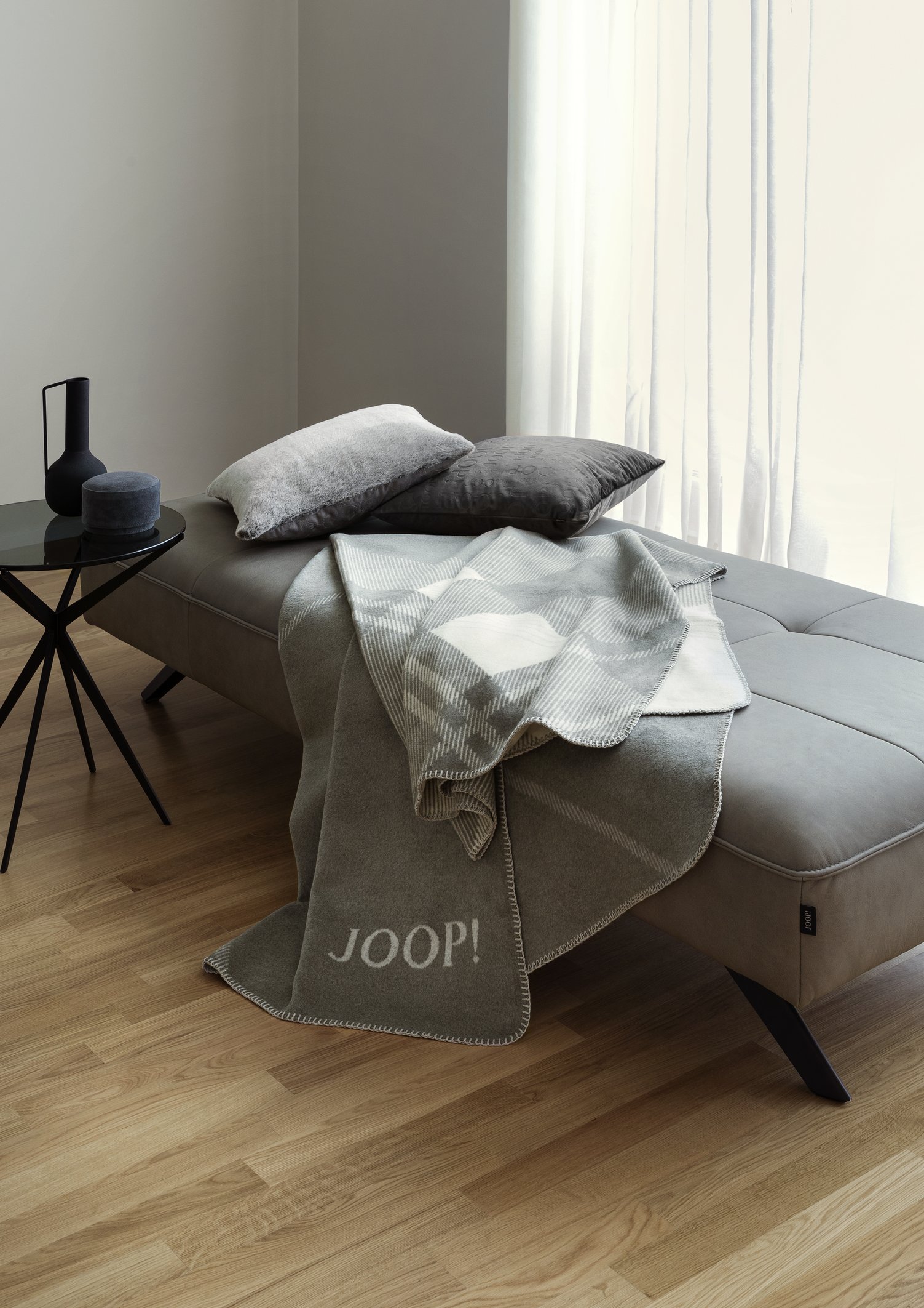 Milieubild zur Wohndecke JOOP! Checks silber-natur