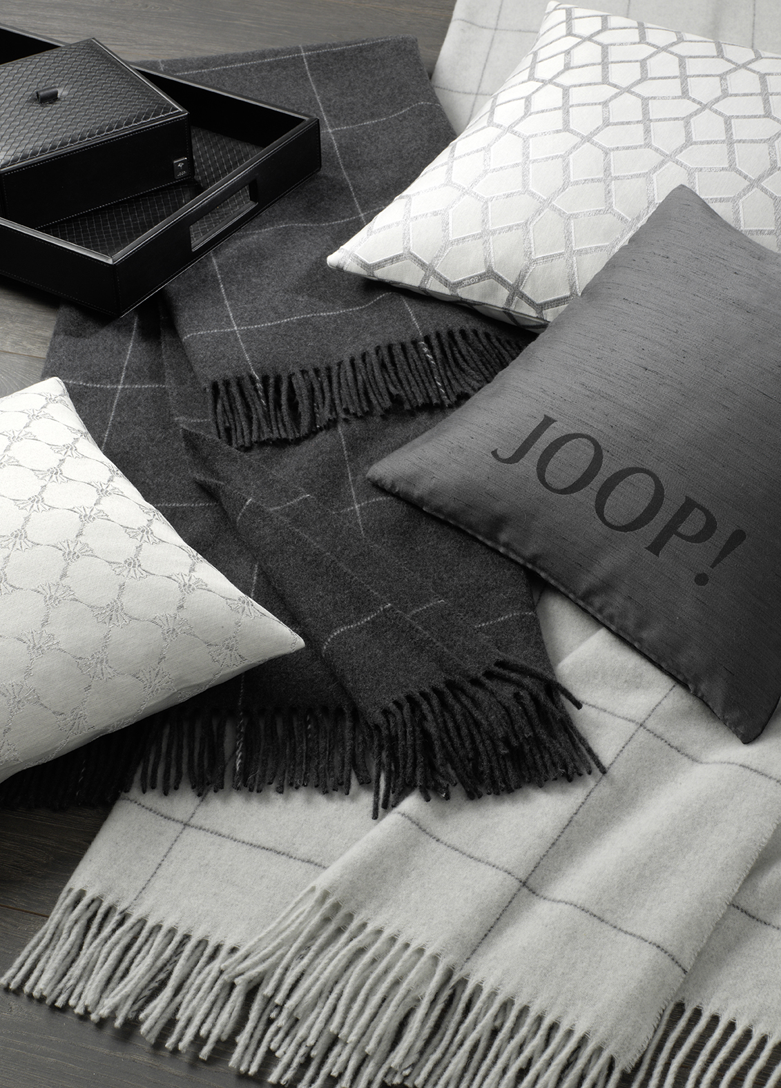 Plaids JOOP! Squares Milieuaufnahme